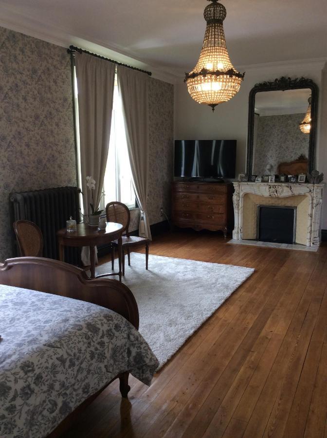 L'Hostellerie Du Chateau Mesnil-Saint-Nicaise Esterno foto